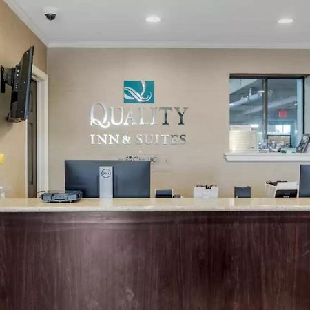 Quality Inn & Suites Oceanblock Ocean City Exterior photo