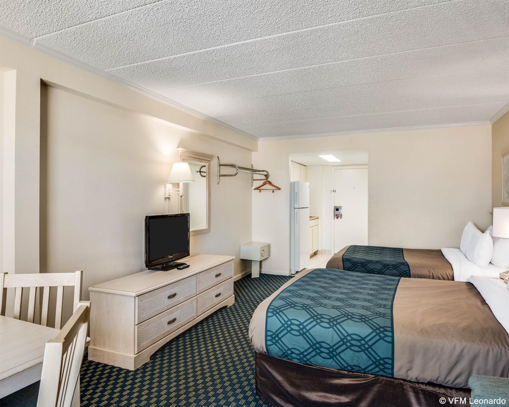 Quality Inn & Suites Oceanblock Ocean City Exterior photo