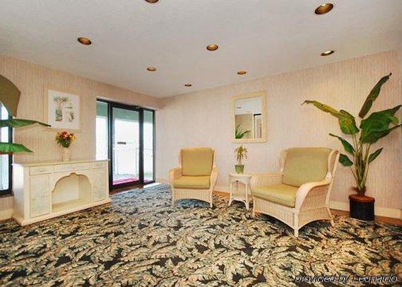 Quality Inn & Suites Oceanblock Ocean City Room photo