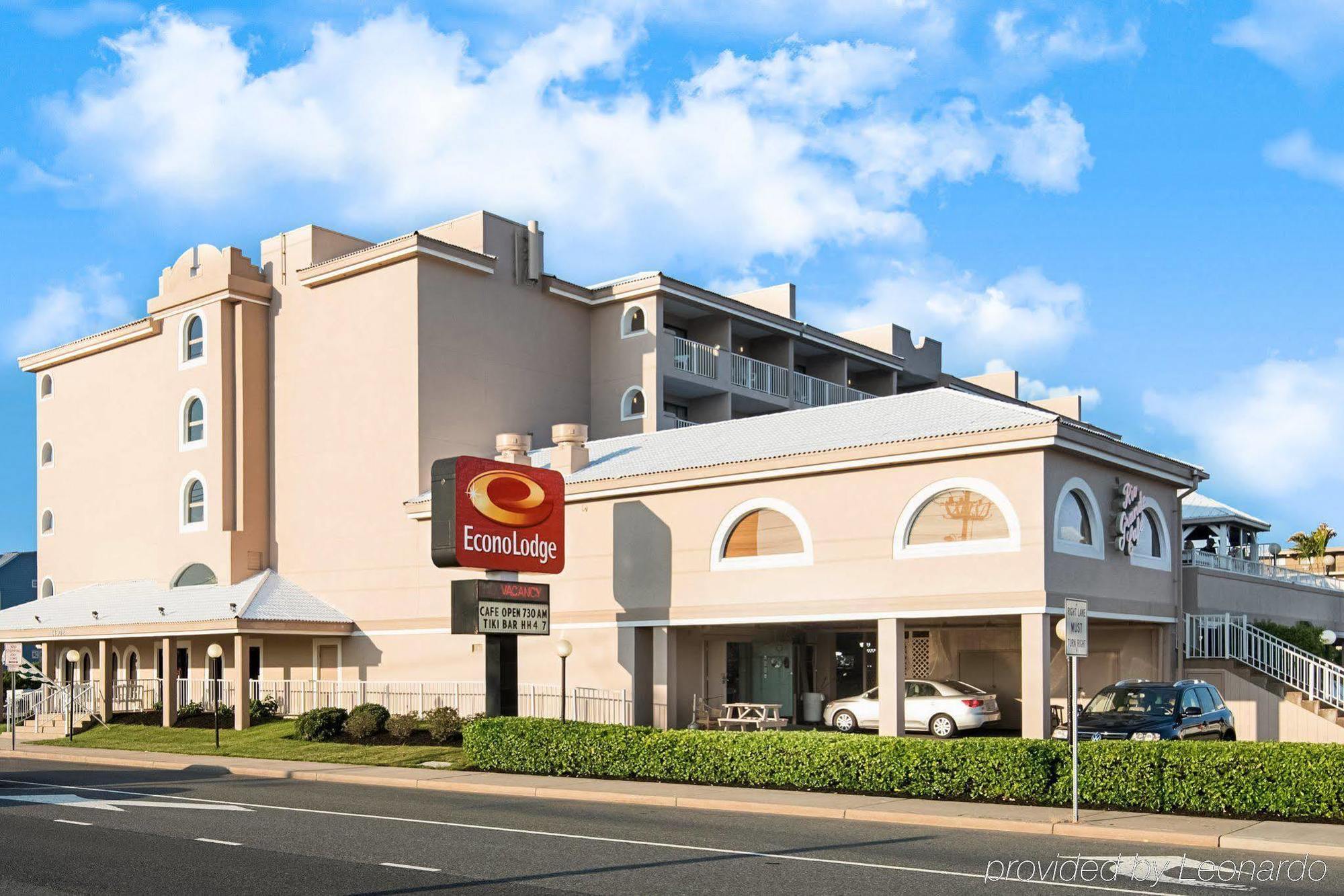 Quality Inn & Suites Oceanblock Ocean City Exterior photo